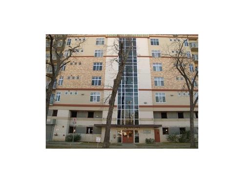 500-711 W 26th St, Austin, TX, 78705-4475 | Card Image