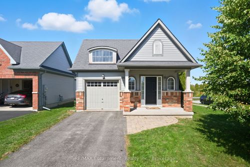 70 Cook St, Lindsay, ON, K9V0C7 | Card Image