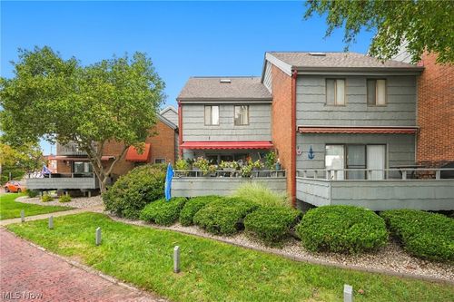 201-H Ohio Street, Marietta, OH, 45750 | Card Image