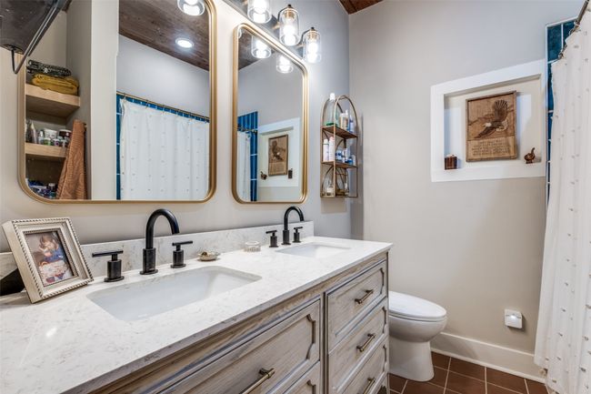 705 S Glasgow Dr, House other with 3 bedrooms, 2 bathrooms and null parking in Dallas TX | Image 17