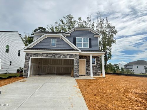 40-576 Highview Dr, Benson, NC, 27504-8752 | Card Image