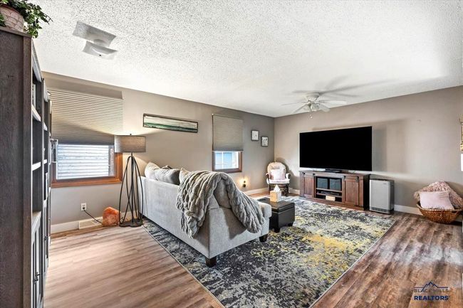 1021 Quincy St, House other with 6 bedrooms, 5 bathrooms and null parking in Rapid City SD | Image 26