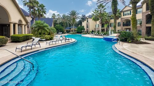 737-7800 Point Meadows Dr, Jacksonville, FL, 32256-4606 | Card Image