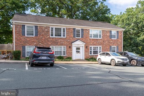 1-2417 Barracks Pl, CHARLOTTESVILLE, VA, 22901-2245 | Card Image