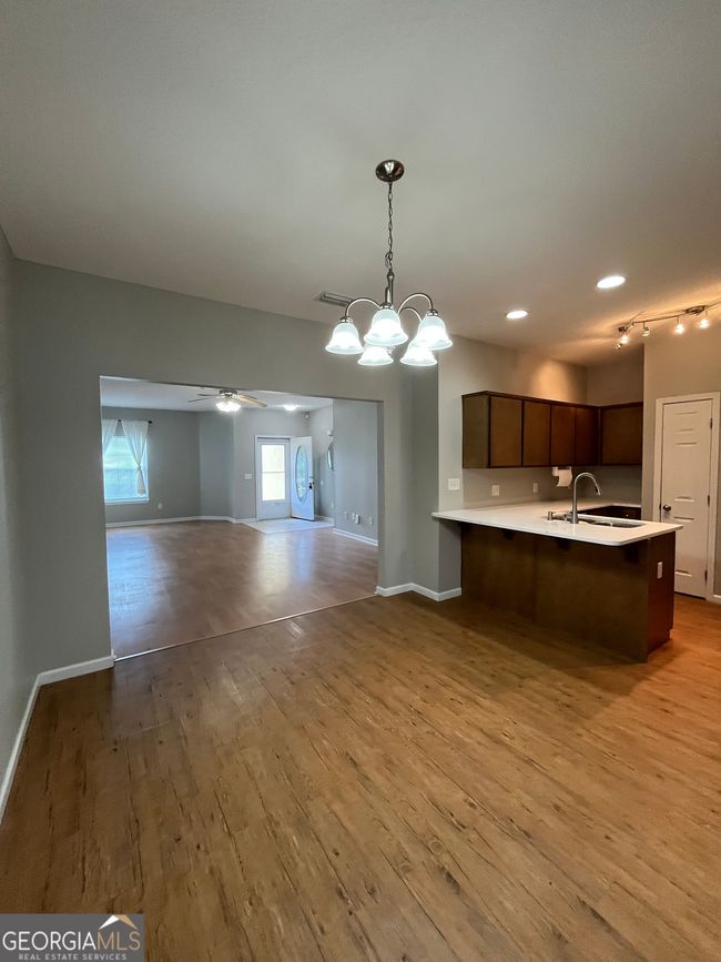 202 Royal Palms Ave, Home with 3 bedrooms, 2 bathrooms and null parking in Kingsland GA | Image 7