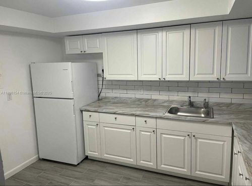 apt-1421e-1351 Ne Miami Gardens Dr, Miami, FL, 33179-4930 | Card Image