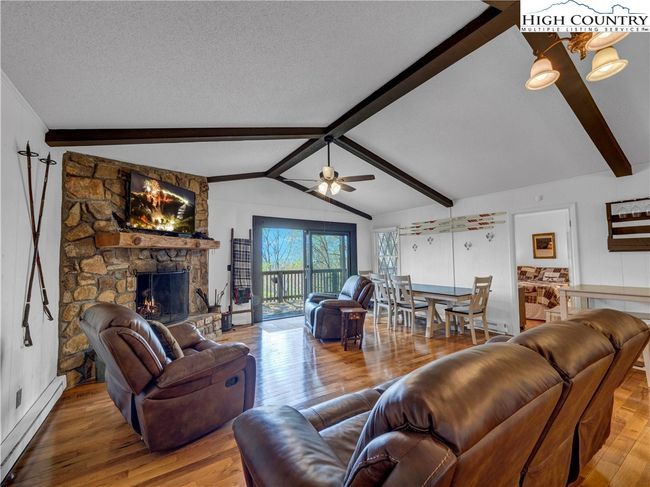 115 Hummingbird Ln, House other with 4 bedrooms, 2 bathrooms and null parking in Beech Mountain NC | Image 11