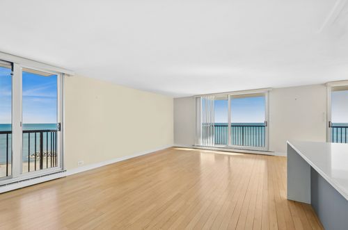 apt-9b-5855 Sheridan Rd, Chicago, IL, 60660-3858 | Card Image