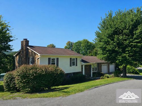471 Rolling Hills Dr, Princeton, WV, 24740-2375 | Card Image