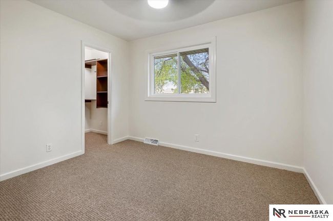 3102 Lynnwood Dr, House other with 4 bedrooms, 4 bathrooms and 2 parking in Bellevue NE | Image 27