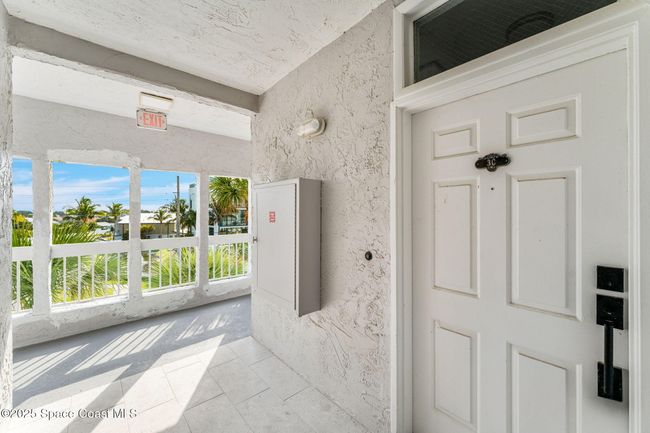 Entry | Image 4