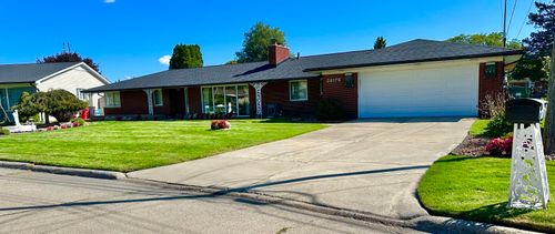 38176 Villa Mar St, Harrison Township, MI, 48045-2799 | Card Image