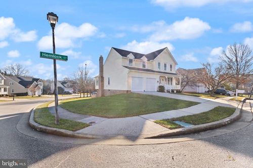 1 Hemlock Ct, COCKEYSVILLE, MD, 21030-1940 | Card Image