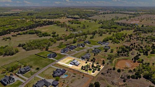 3261 Red Ridge Dr, Blanchard, OK, 73010-5269 | Card Image