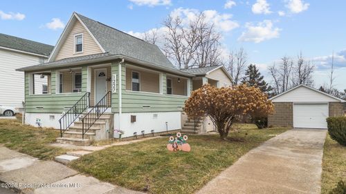 1227 Bennett St, Old Forge, PA, 18518-1228 | Card Image