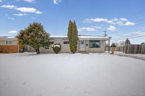 32961 Wexford Dr, Warren, MI, 48092-3235 | Card Image