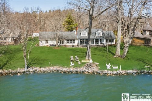 3756 Heinman Rd, Greenhurst, NY, 14742-8008 | Card Image