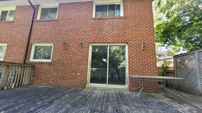 24 Lorne Crt, House attached with 3 bedrooms, 3 bathrooms and 4 parking in Brampton ON | Image 13