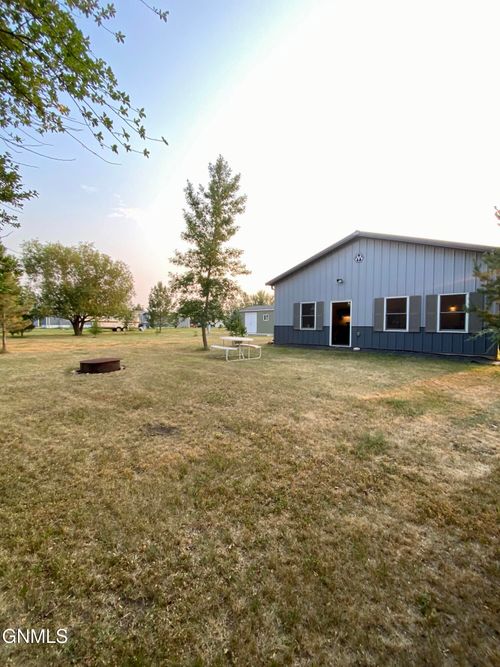 102 1st St E, Coleharbor, ND, 58531-3108 | Card Image
