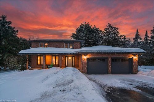 4 Sargent Blvd, Belwood, ON, N0B1J0 | Card Image