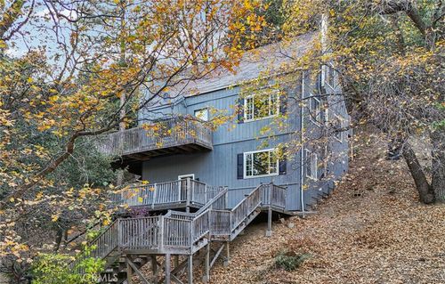 5866 Robin Oak Dr, Angelus Oaks, CA, 92305-9531 | Card Image