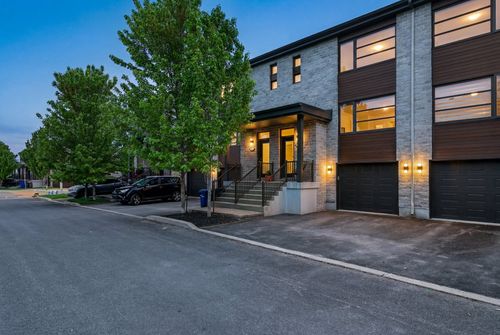 8391 Av Des Trembles, Laval, QC, H7A0H5 | Card Image