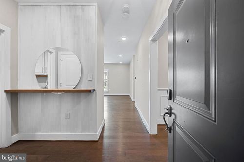 unit-106-210 Decoverly Dr, GAITHERSBURG, MD, 20878-4674 | Card Image