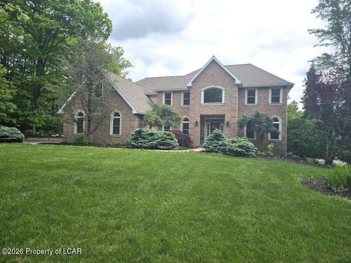 7 Winterberry Drive, Dallas, PA, 18612 | Card Image