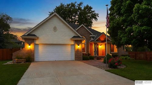 300 S Fillmore St, Papillion, NE, 68046-3601 | Card Image