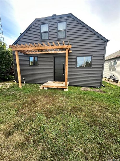 206 Bruce St, Gainsborough, SK, S0C2H0 | Card Image