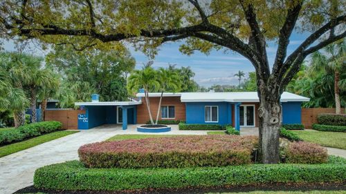 201 Ne 28th Ct, Wilton Manors, FL, 33334-1040 | Card Image