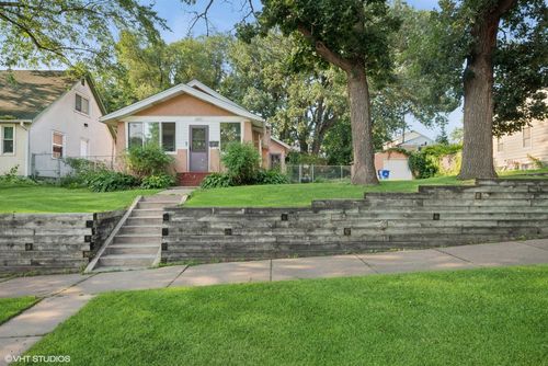 1645 Bush Ave, Saint Paul, MN, 55106-4209 | Card Image