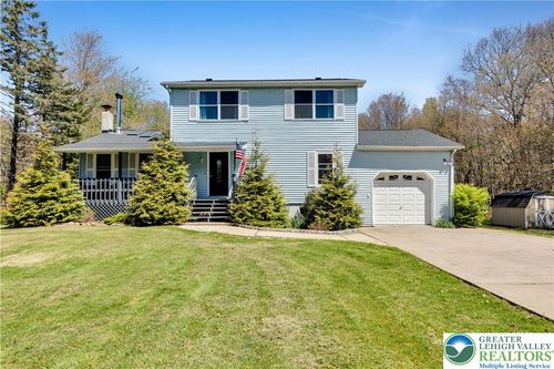 97 Autumn Ln, Jim Thorpe, PA, 18229-2700 | Card Image