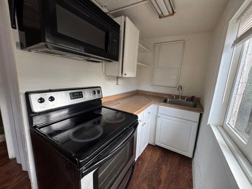 728 Columbia St, Orlando, FL, 32805-3828 | Card Image