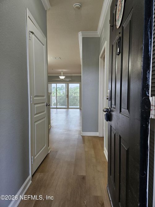 152-8290 Gate Parkway, Jacksonville, FL, 32216 | Card Image