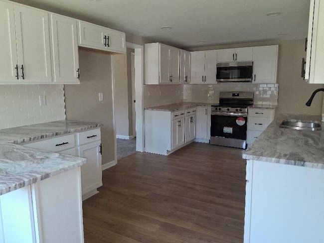 243 Lake Dr, House other with 3 bedrooms, 3 bathrooms and null parking in Norton Shores MI | Image 4