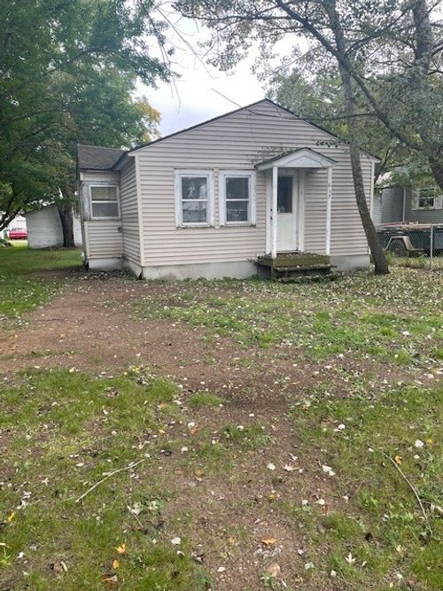612 E Foster Ave, Luck, WI, 54853-9010 | Card Image