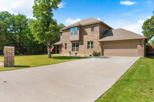 3800 Juniper Ct, Granbury, TX, 76048-3302 | Card Image