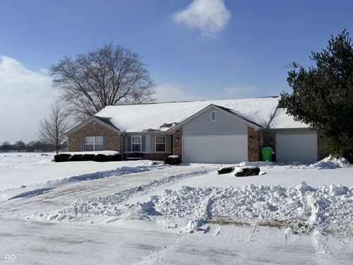 5985 E Holes Crossing Dr, Crawfordsville, IN, 47933-9702 | Card Image