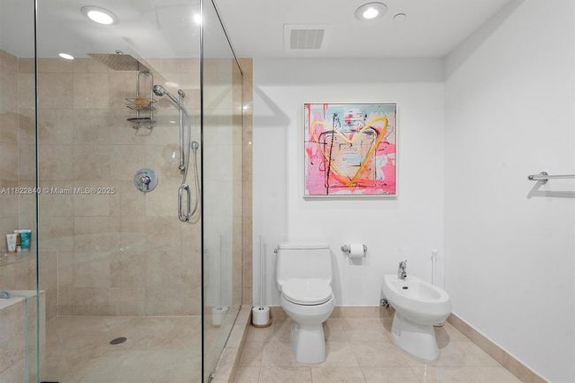 APT-1101 - 1830 S Ocean Dr, Condo with 3 bedrooms, 3 bathrooms and null parking in Hallandale Beach FL | Image 44