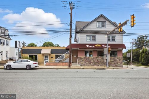 83 Limekiln Pike, GLENSIDE, PA, 19038-2916 | Card Image