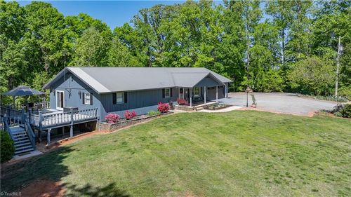 7362 Volunteer Rescue Rd, Denton, NC, 27239-9387 | Card Image