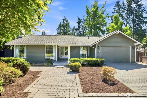 17921 Ne 27th Street, Redmond, WA, 98052 | Card Image
