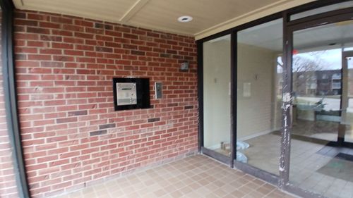 apt-201-2 Villa Verde Dr, Buffalo Grove, IL, 60089-4139 | Card Image