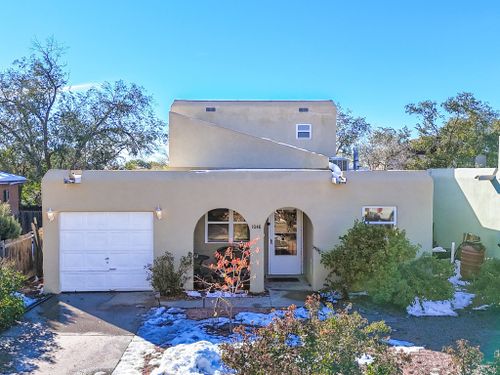 1048 Camino Vista Aurora, Santa Fe, NM, 87507 | Card Image