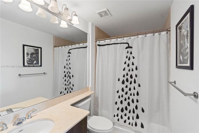 APT-603 - 2401 Ne 65 Th St, Condo with 3 bedrooms, 2 bathrooms and null parking in Fort Lauderdale FL | Image 17