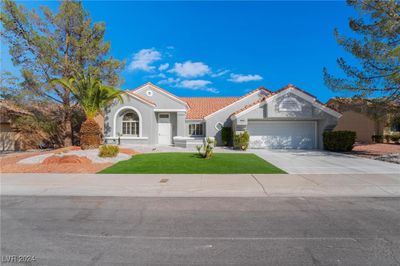 2528 Sunup Drive, House other with 3 bedrooms, 2 bathrooms and null parking in Las Vegas NV | Image 1