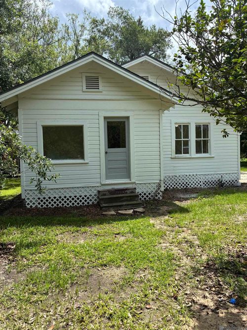 17448 Cardinal Ln, Hammond, LA, 70401-8102 | Card Image