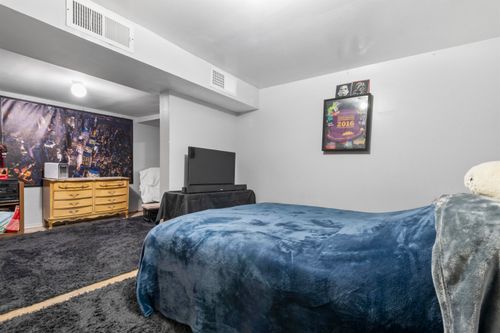 4319 Cottage Ave, North Bergen, NJ, 07047-2705 | Card Image