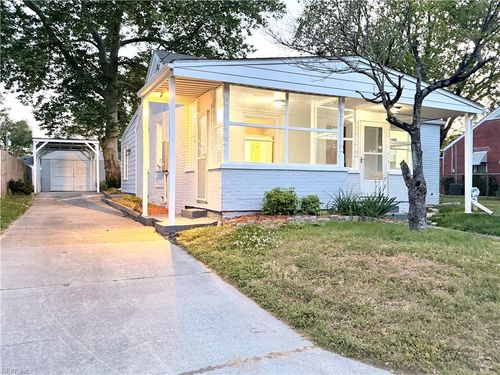 7 N Colin Dr, Portsmouth, VA, 23701-2016 | Card Image